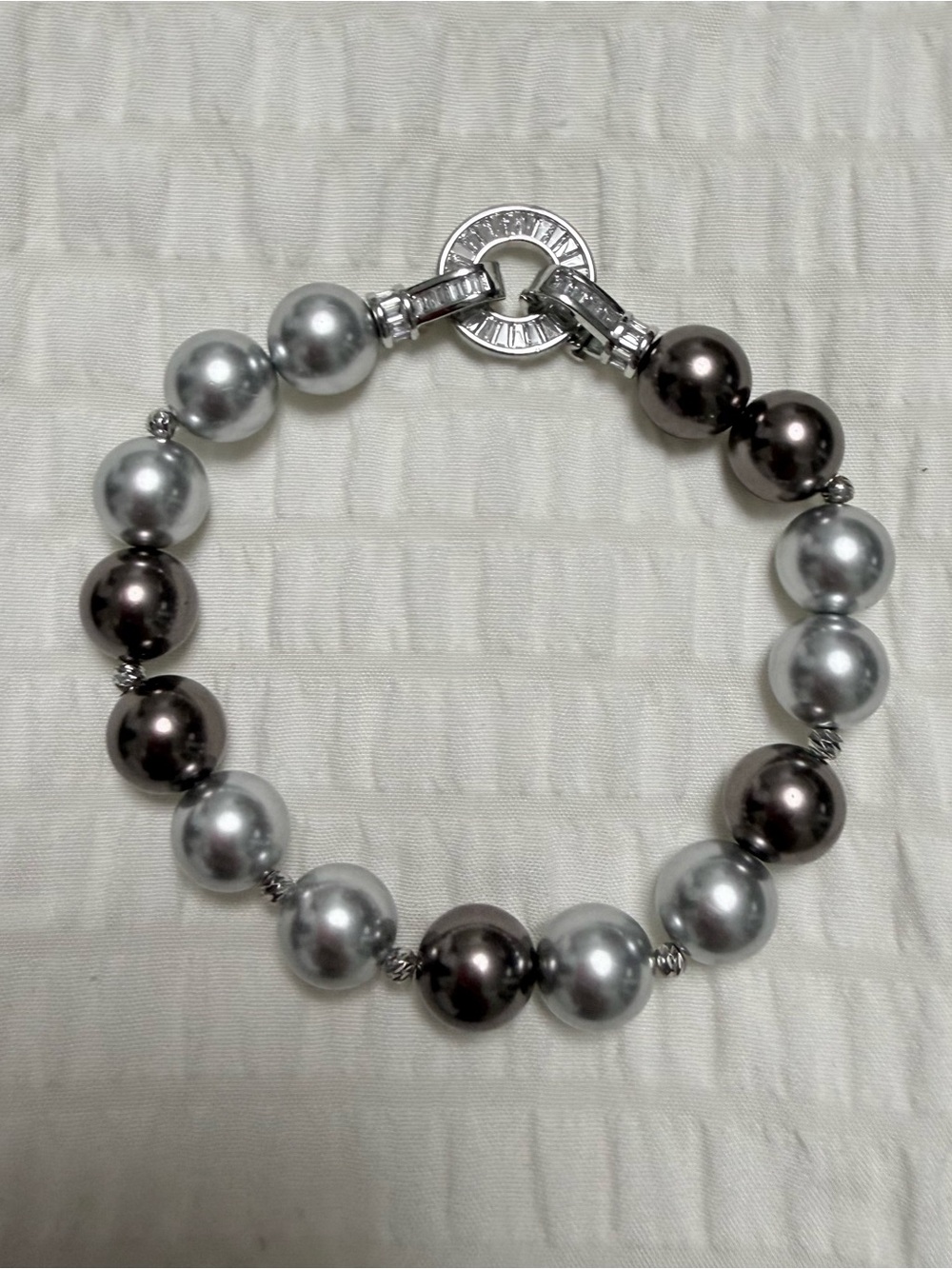 Classic Two-Tone Pearl Bracelet - Silver & Gunmetal